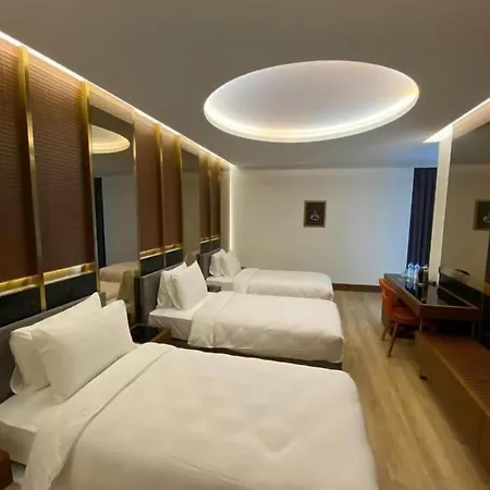 Orient Albergue